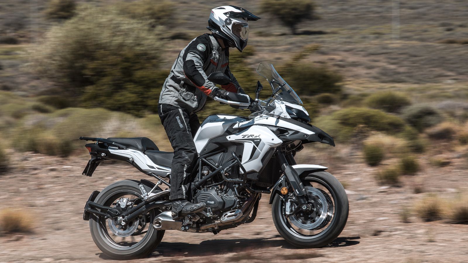 Benelli TRK 502X